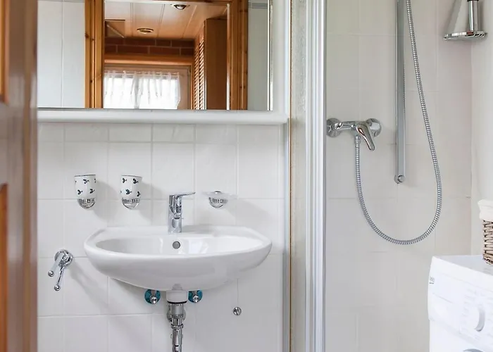 Elbwiesenhaus An Der Elbe * Lenzerwische